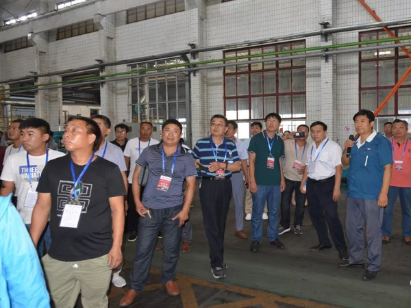 社会公家在J9集团集团科普基地出产车间参观进建